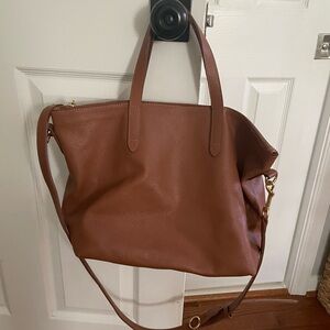 EUC Cuyana Medium Carry All Crossbody Tote